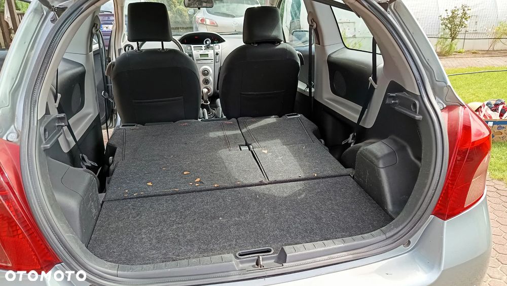 Toyota Yaris 1.3 Luna - 22