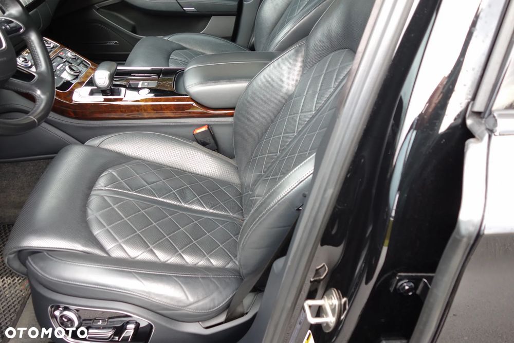 Audi A8 4.0 TFSI L Quattro - 9