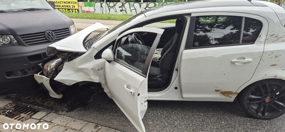 Opel Corsa - 1