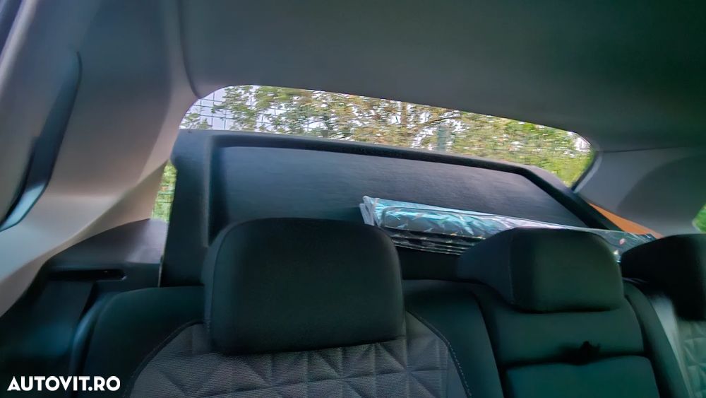 Volkswagen Tiguan - 17