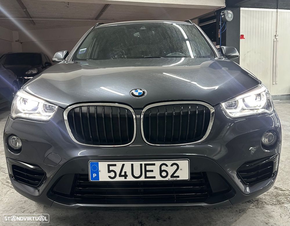 BMW X1 18 d sDrive Auto Line Sport - 5