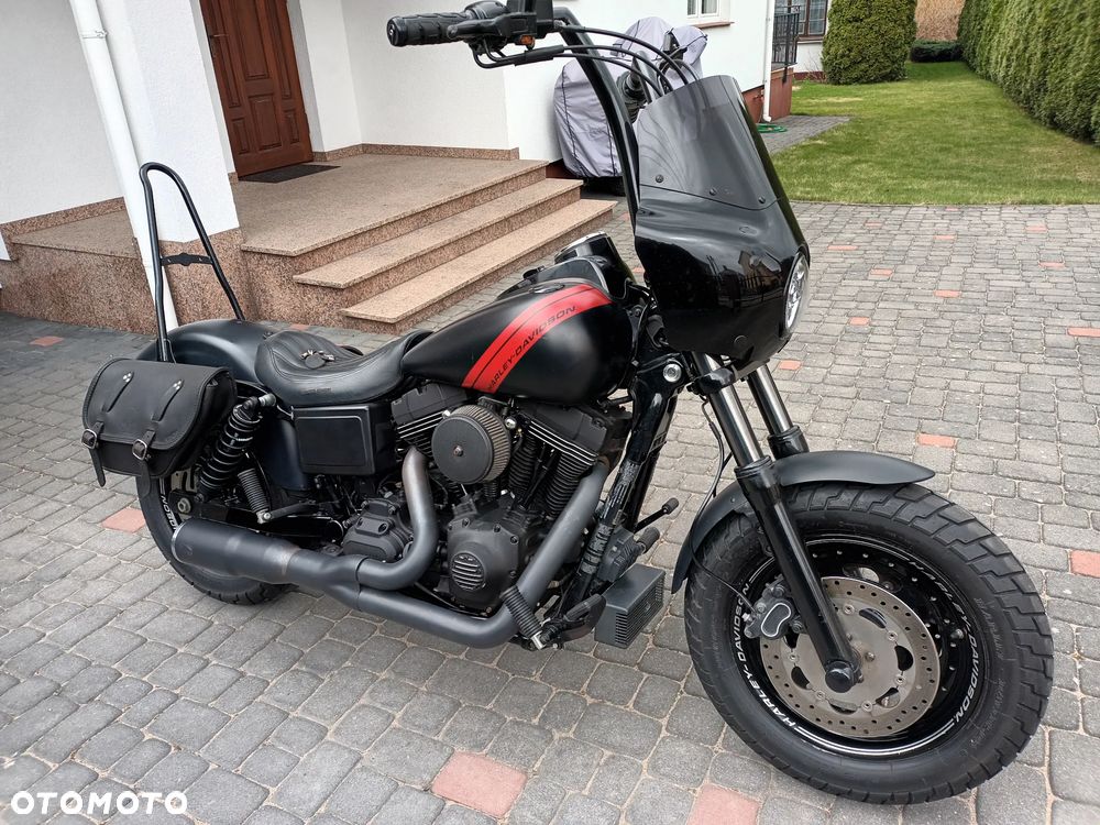Harley-Davidson Dyna Fat Bob - 1