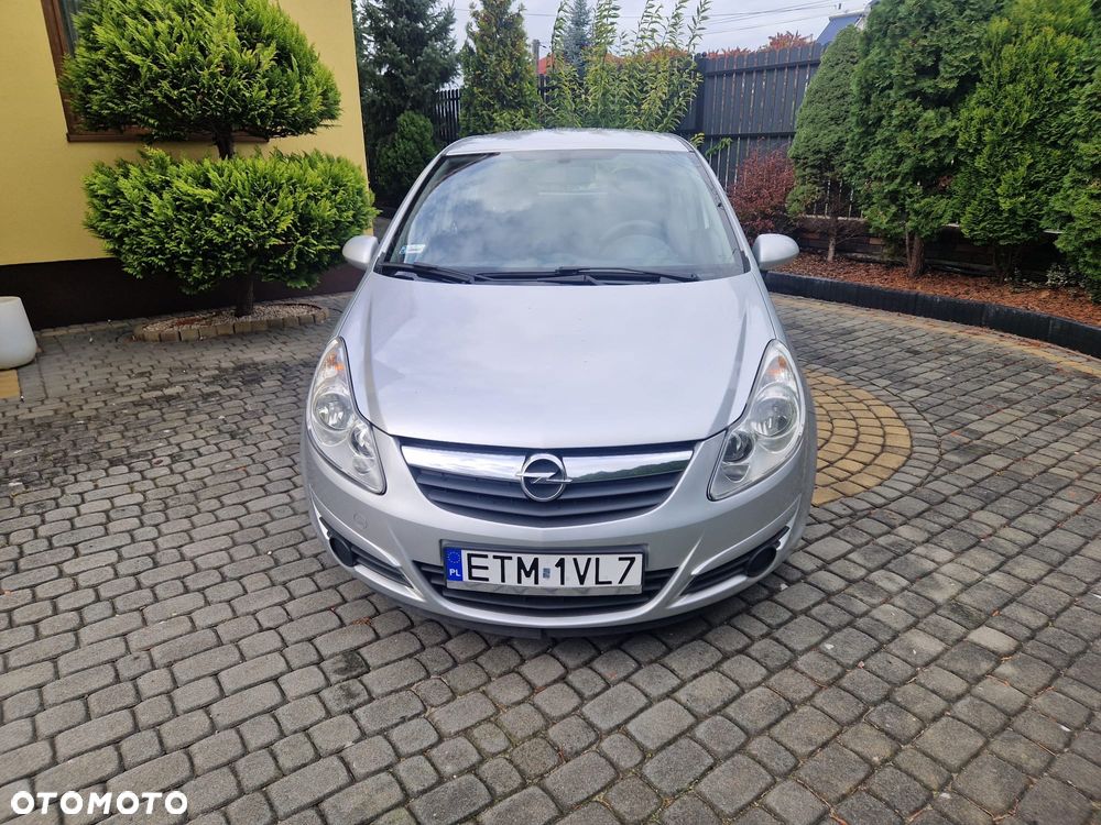 Opel Corsa 1.2 16V Essentia - 2