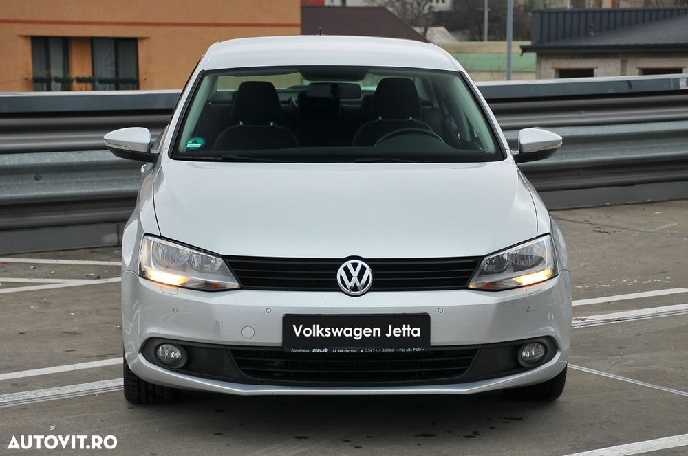 Volkswagen Jetta 1.2 TSI Trendline - 6