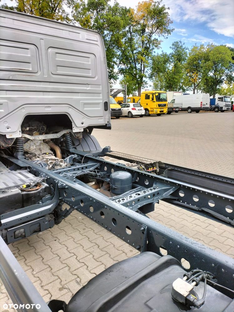 Mercedes-Benz ATEGO 1024 do zabudowy, 6 osobowy - 16