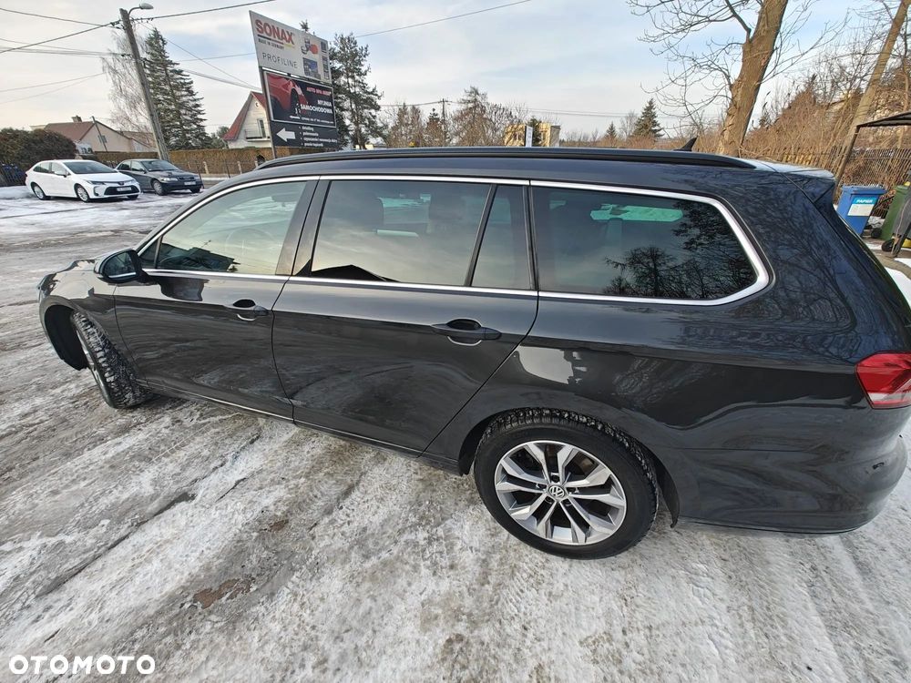 Volkswagen Passat Variant - 17