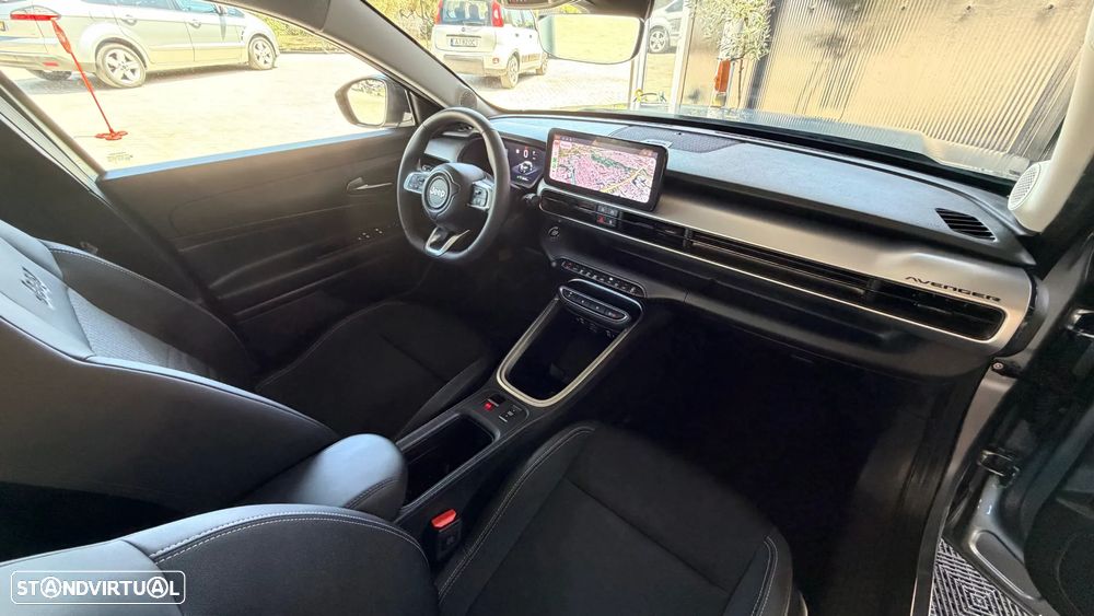 Jeep Avenger 1.2 T3 48V 4xe Hybrid eAWD Auto Upland - 34