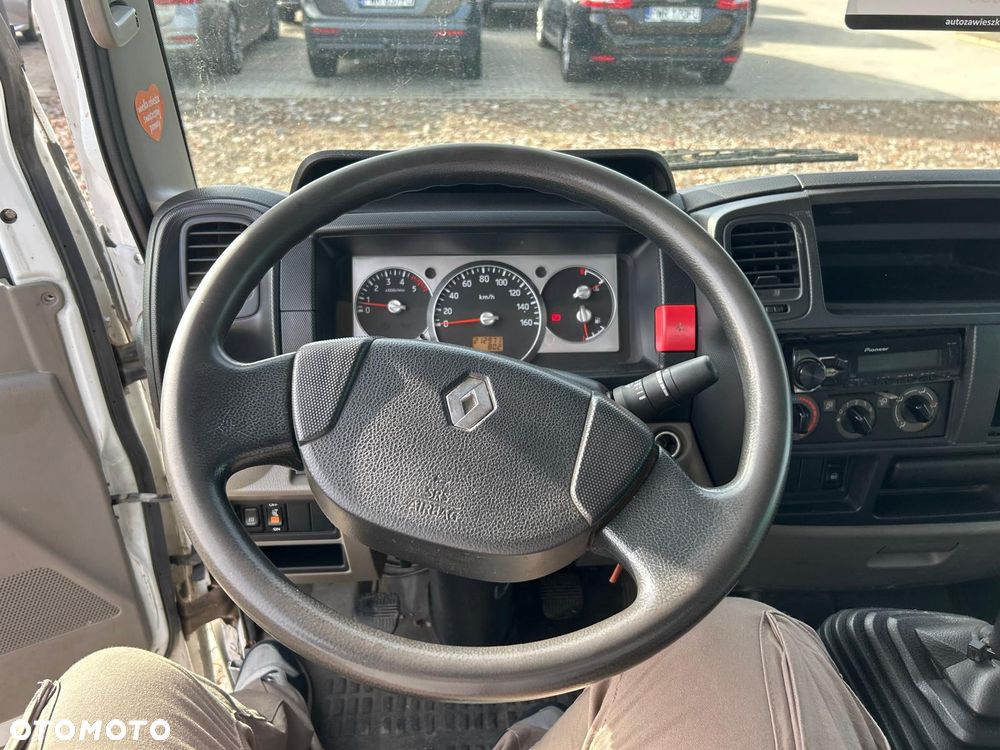 Renault MAXITY - 16