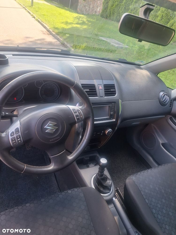 Suzuki SX4 2.0 DDiS Premium 4WD - 5