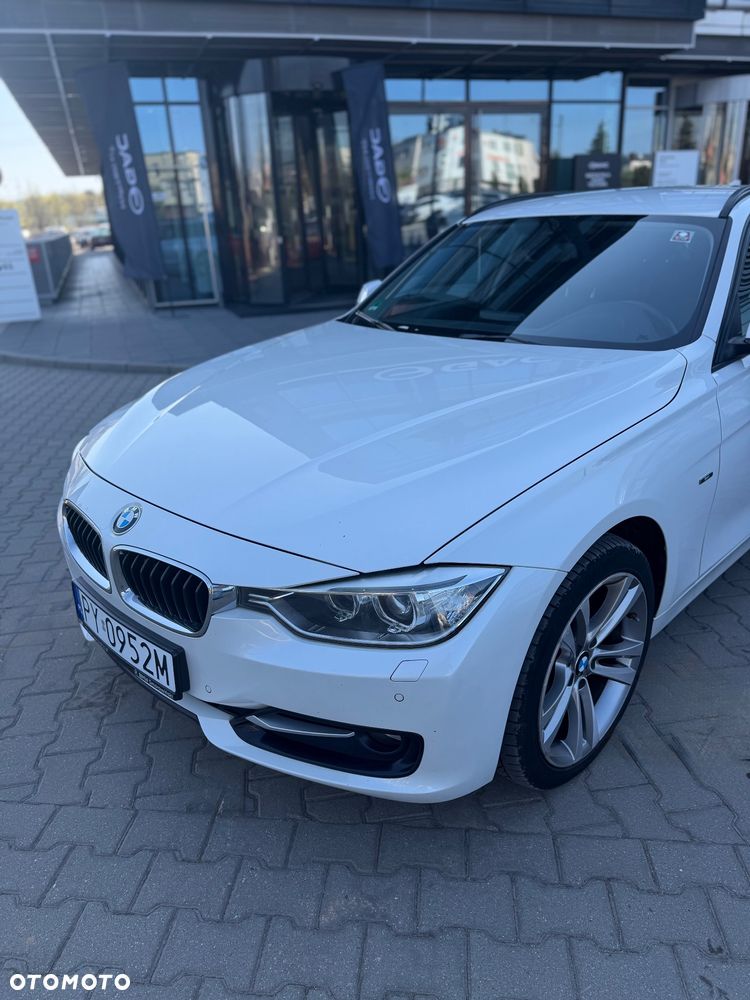BMW Seria 3 318d Sport Line - 5