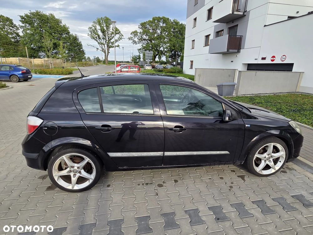 Opel Astra 2.0 T Sport - 4