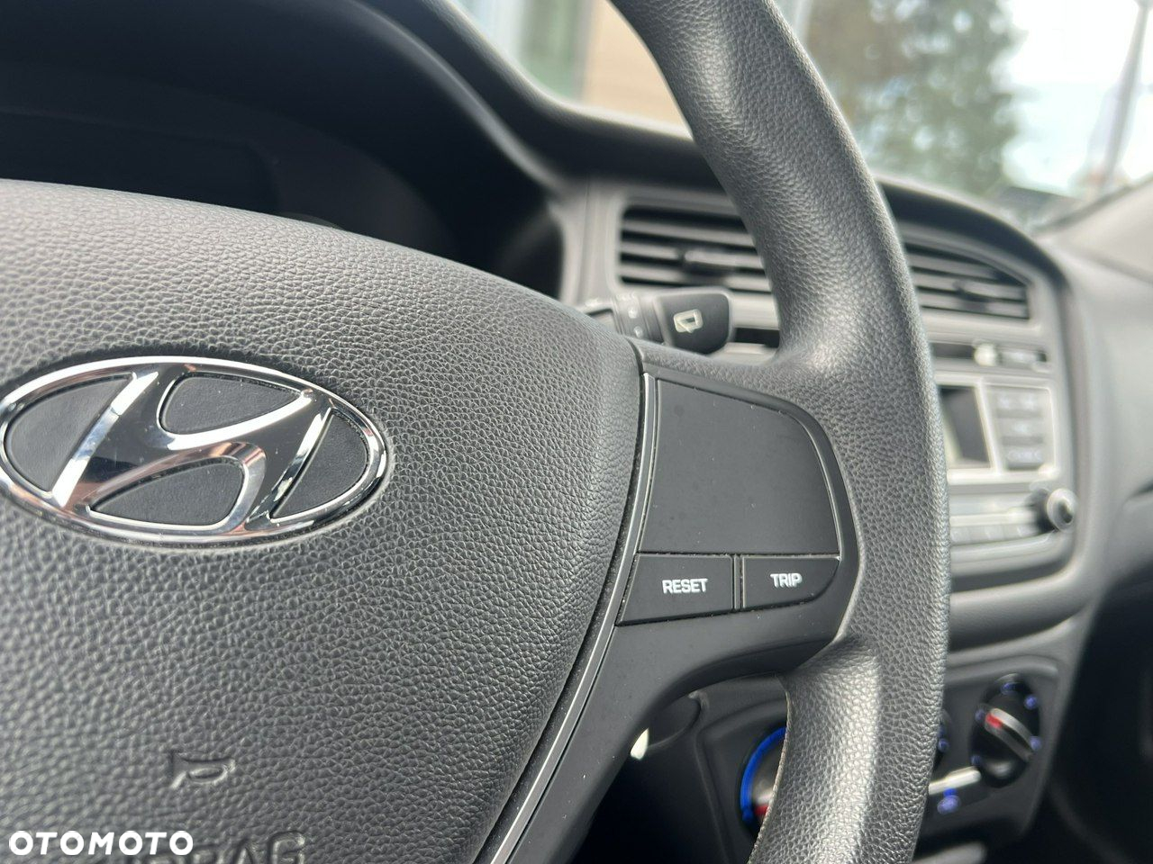 Hyundai i20 - 13
