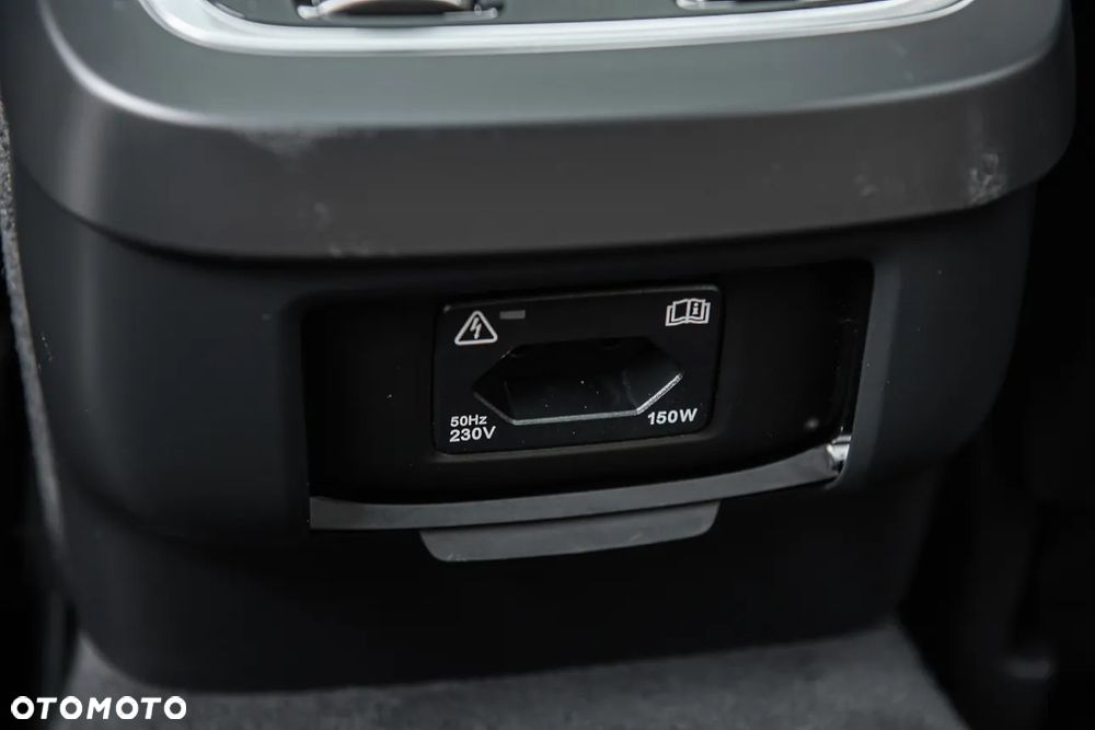 Volvo V90 D5 AWD Geartronic Inscription - 26