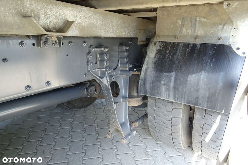 DAF LF 290 Euro 6 kontener 21p tylko 459000km winda klima - 27