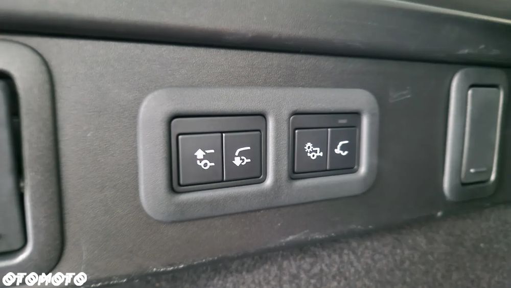 Land Rover Range Rover Velar D200 S - 22