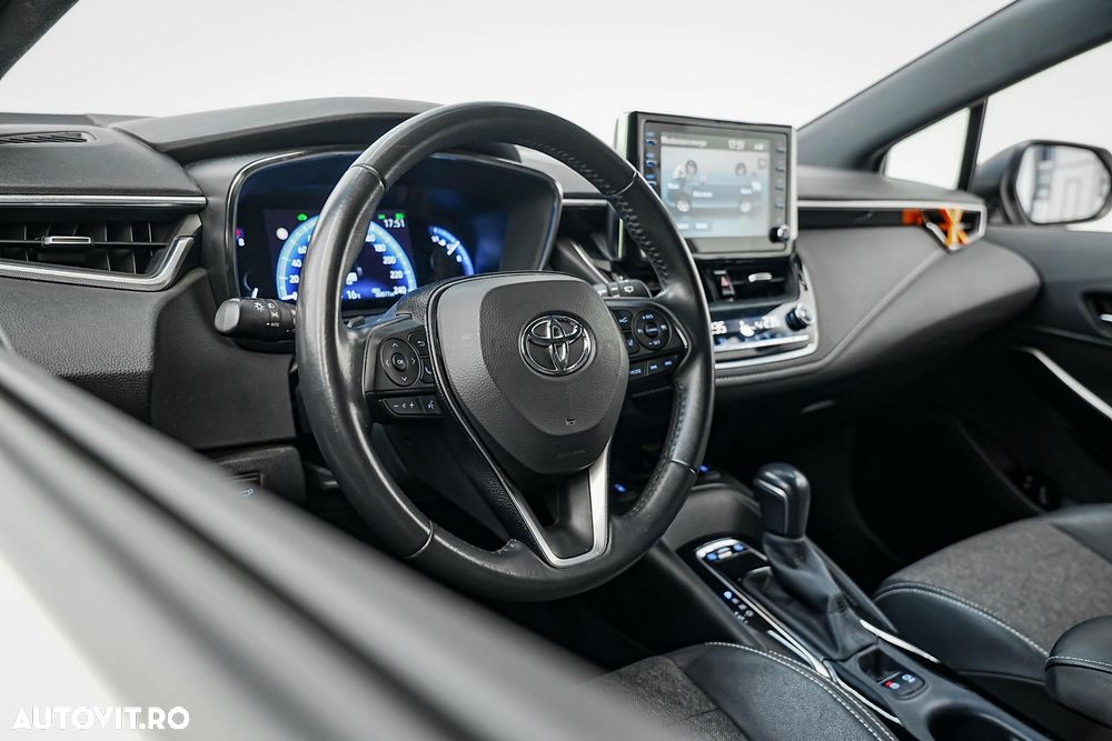 Toyota Corolla 2.0 Hybrid Touring Sports Comfort - 20