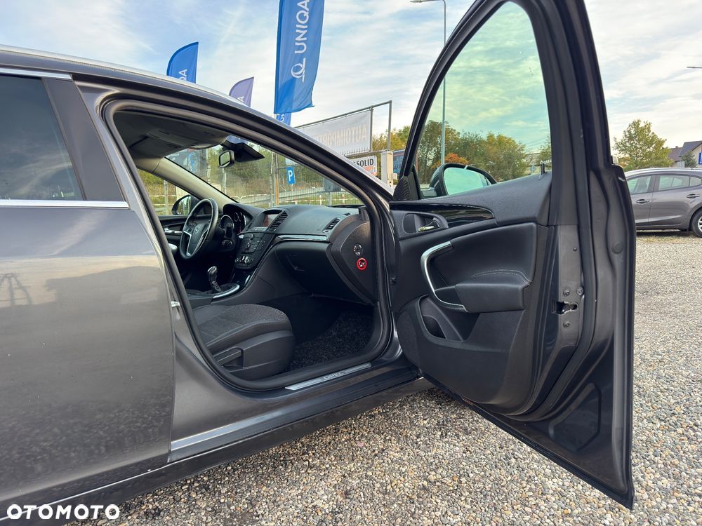 Opel Insignia 2.0 CDTI - 26