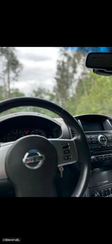 Nissan Navara LE - 22