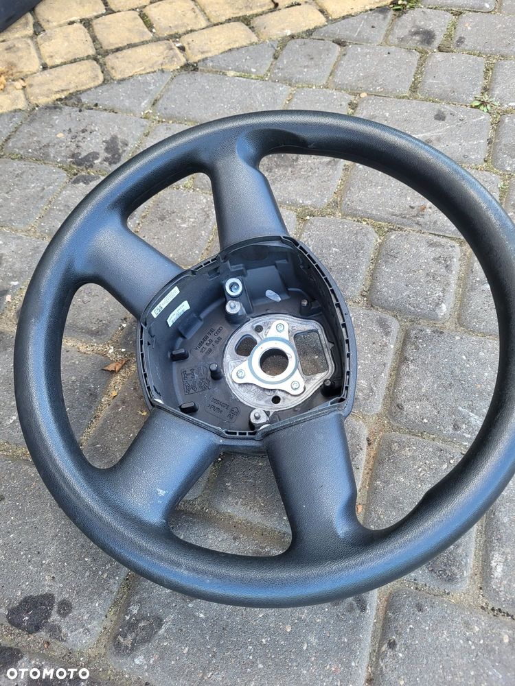 Kierownica audi a3 8p 08r - 2