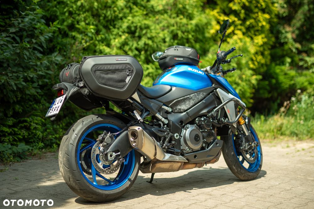 Suzuki GSX 1000 - 6