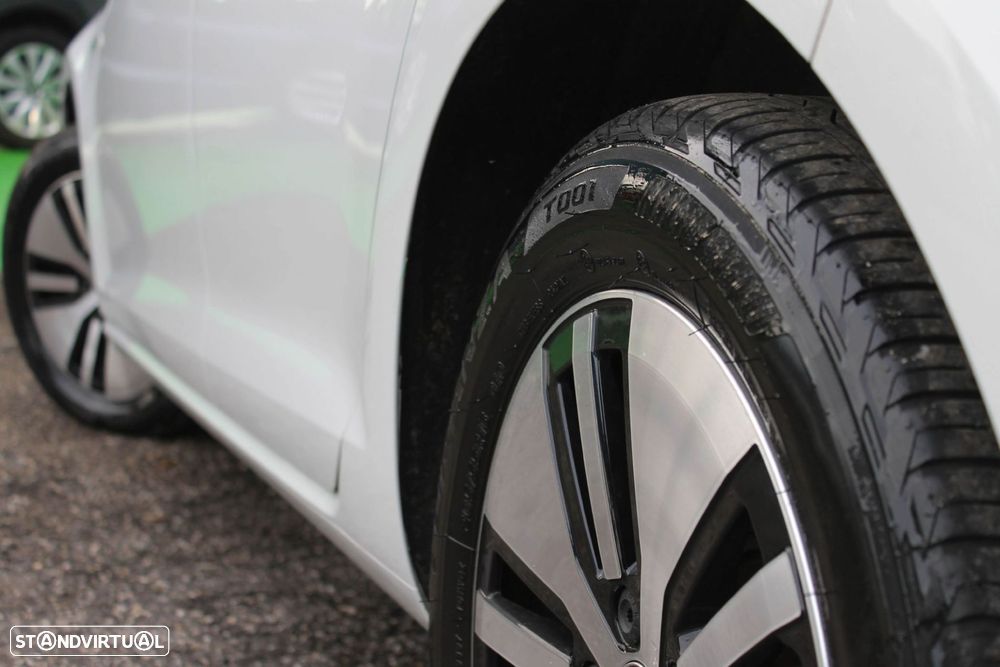 VW e-Golf AC/DC - 51
