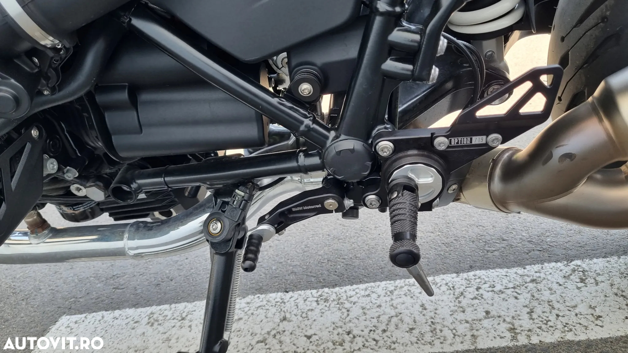 BMW R12 nineT - 14