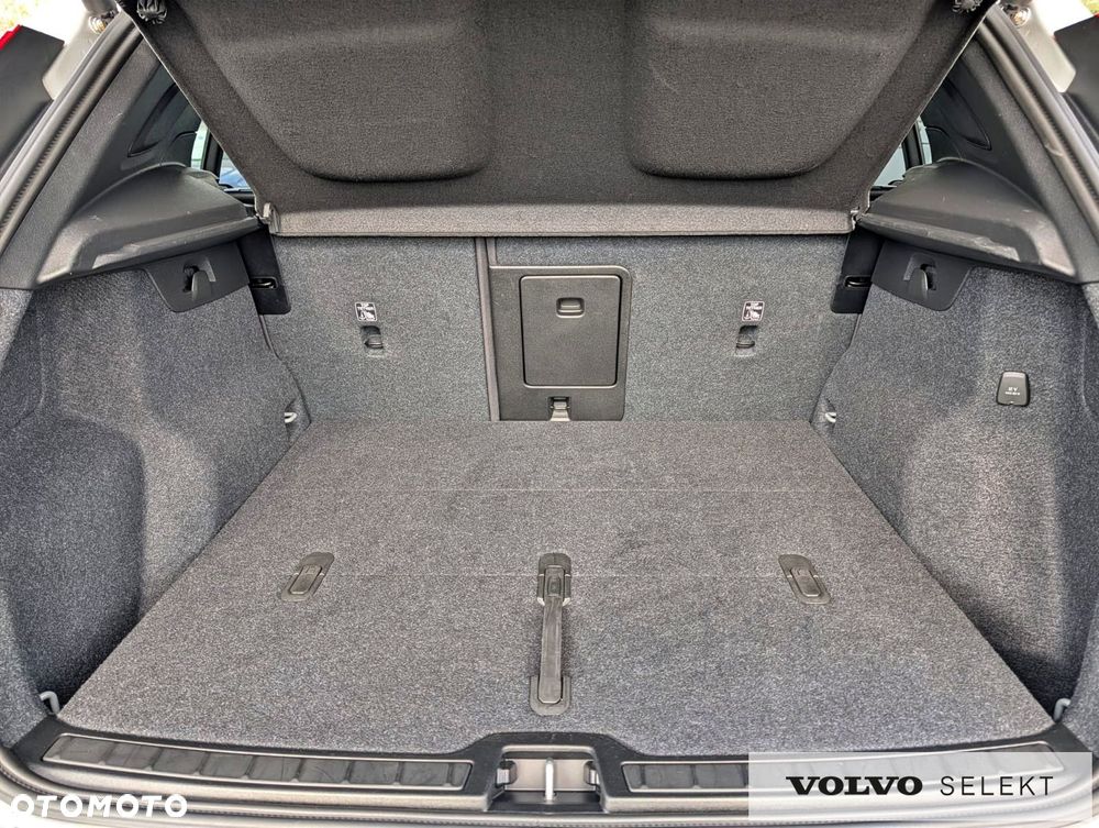 Volvo XC 40 - 33