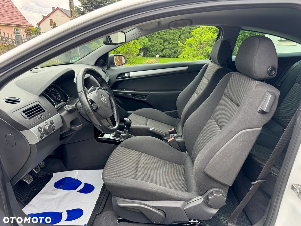 Opel Astra 1.6 Edition 111 Jahre - 32