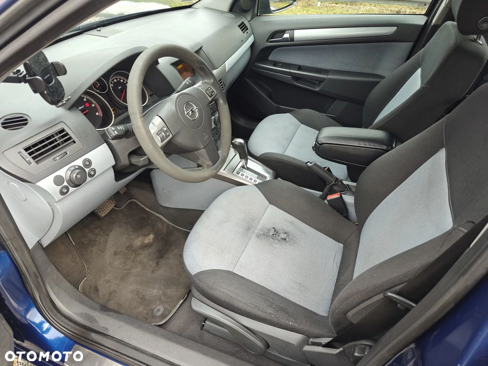Opel Astra 1.9 CDTI Essentia - 6