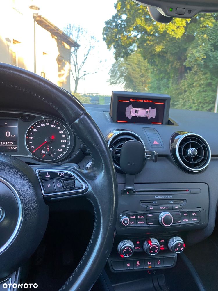 Audi A1 1.6 TDI Attraction S tronic - 8
