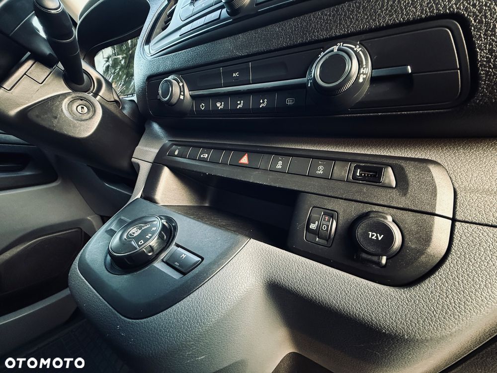 Opel Vivaro - 13