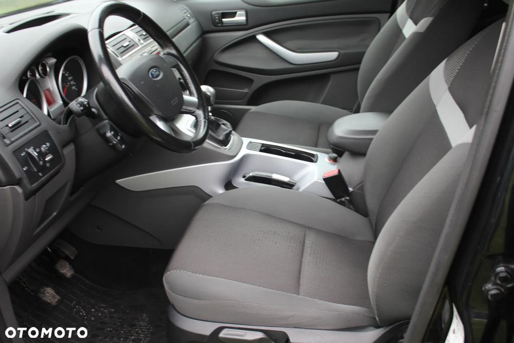 Ford Kuga 2.0 TDCi 2x4 Trend - 15