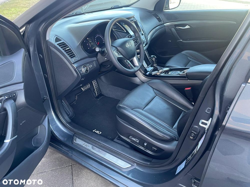 Hyundai i40 Kombi blue 1.7 CRDi DCT Premium - 14