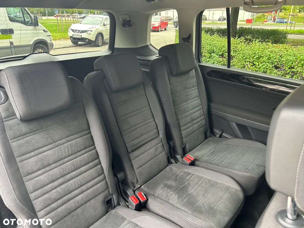 Volkswagen Touran 2.0 TDI BMT Highline DSG - 15