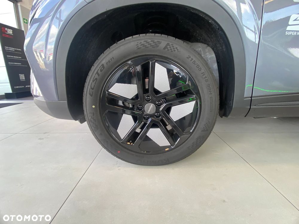 Omoda 5 1.5 T-GDI Hybrid Premium DHT - 14