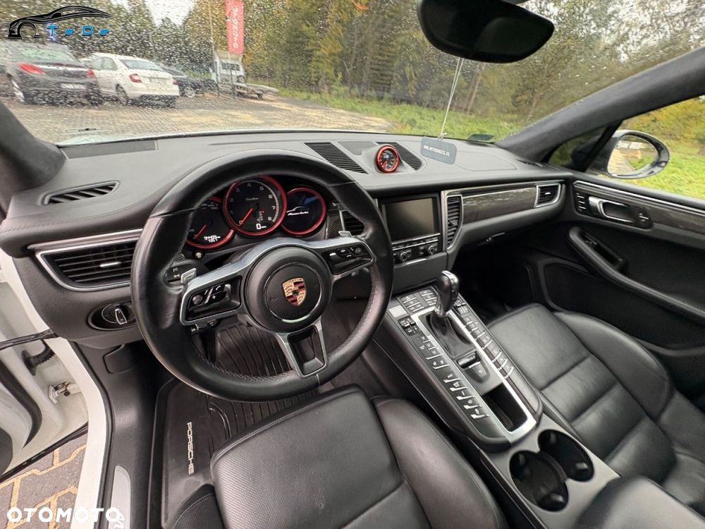 Porsche Macan 2015