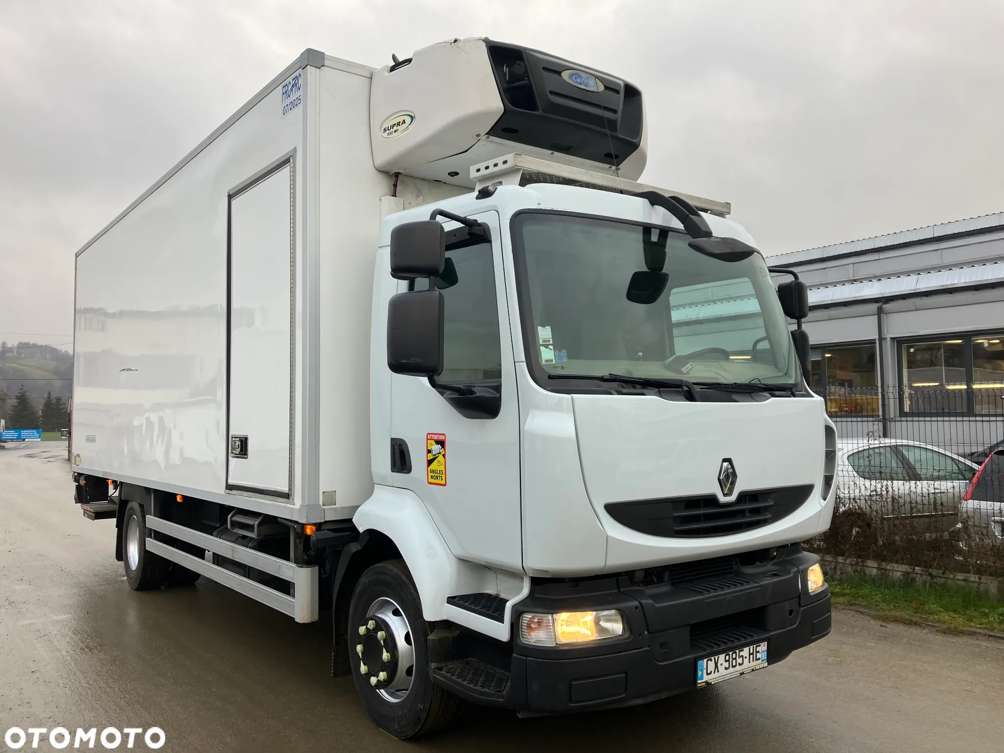 Renault Renault Midlum 220chłodnia izoterma - 2