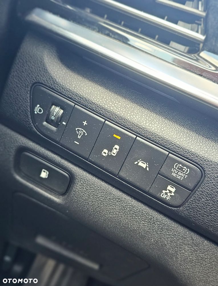 Kia Niro 1.6 GDI Hybrid L Business Line - 12