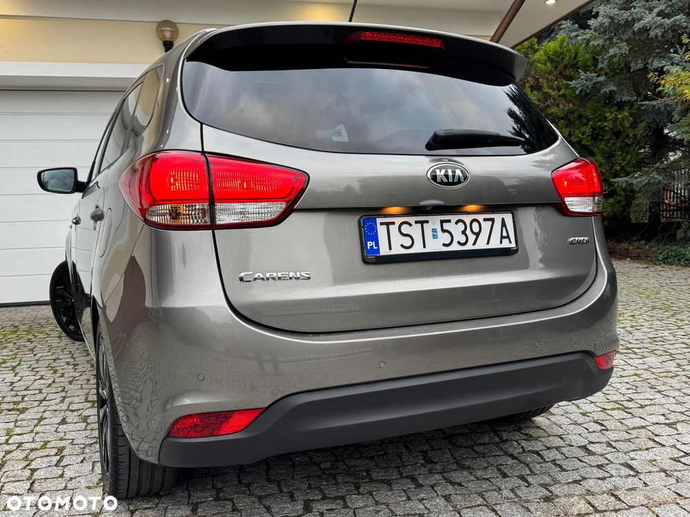 Kia Carens 1.7 CRDi L DCT - 14