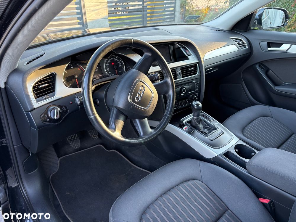 Audi A4 Avant 2.0 TDI Limited Edition - 7