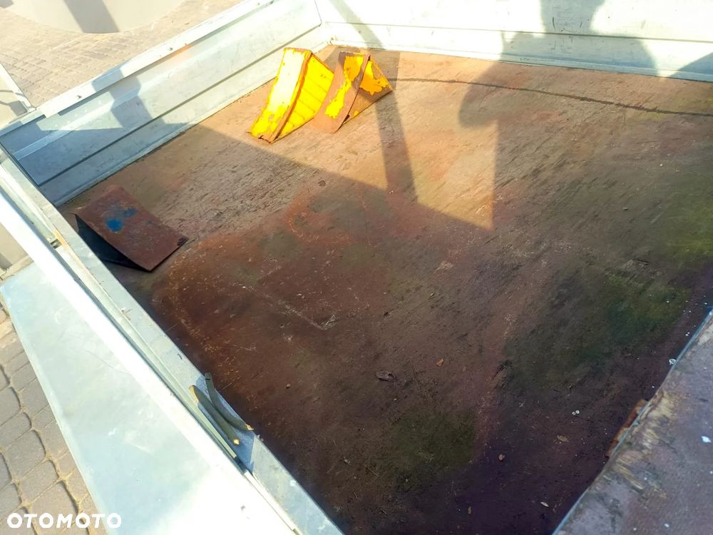 Inny Strobos U26a - 8