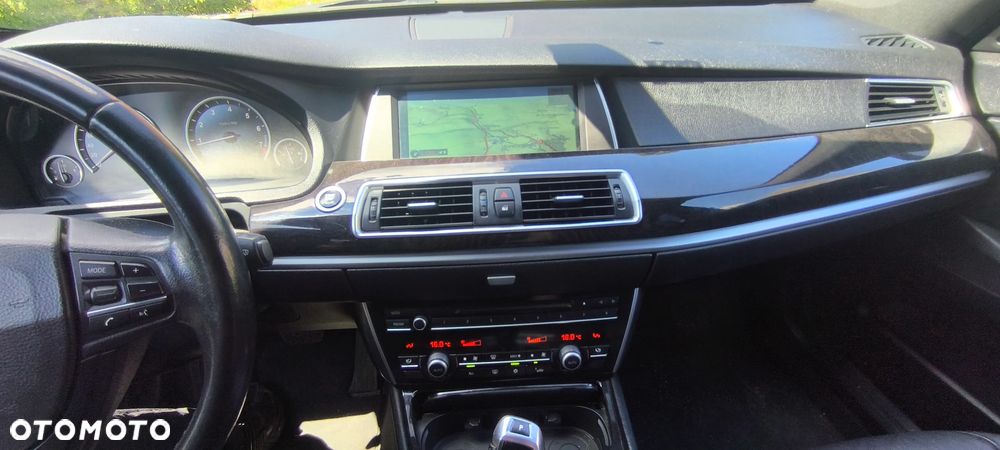 BMW Seria 5 535i - 6
