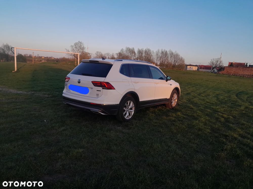 Volkswagen Tiguan 2.0 TDI SCR 4Mot Elegance DSG - 4