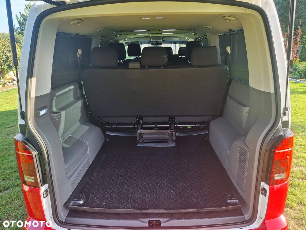 Volkswagen Caravelle 2.0 TDI L2 Highline DSG - 25