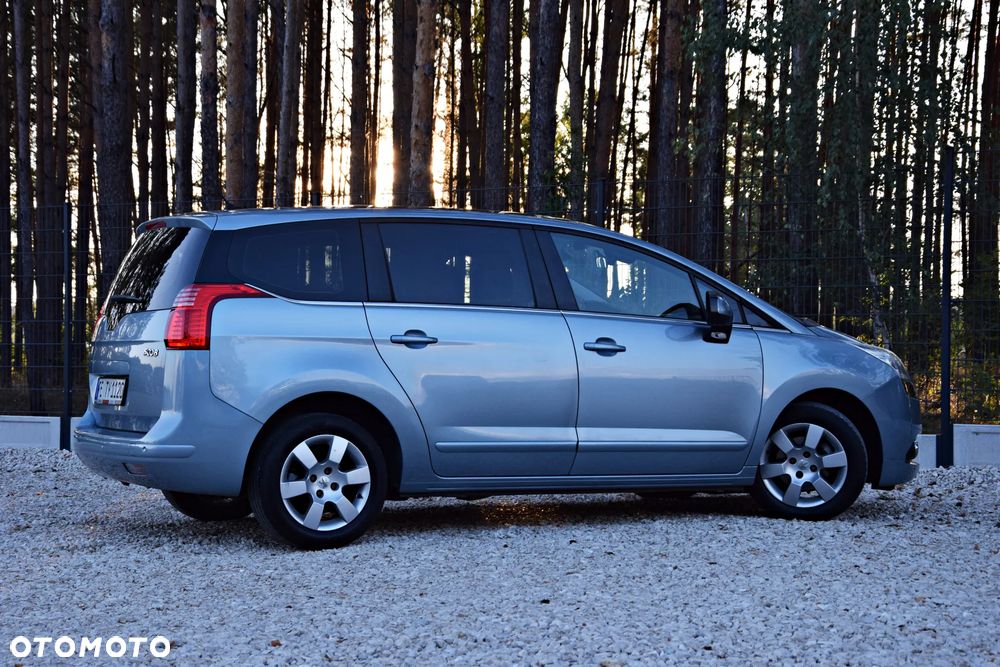 Peugeot 5008 - 25