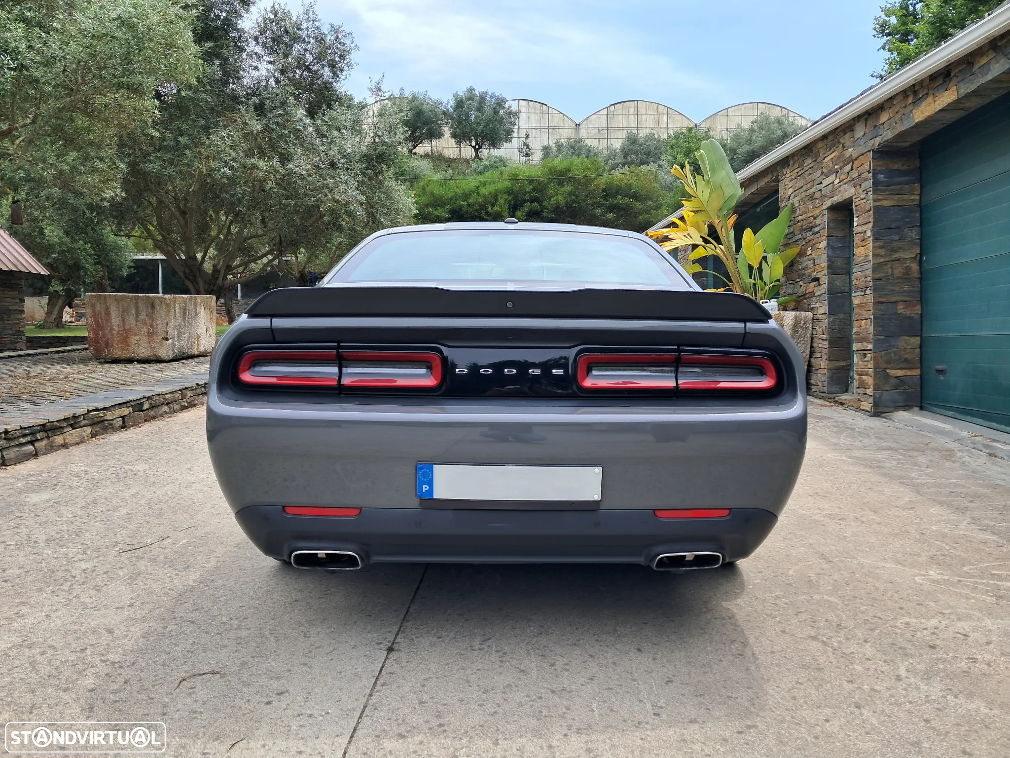 Dodge Challenger Auto SXT Plus - 6