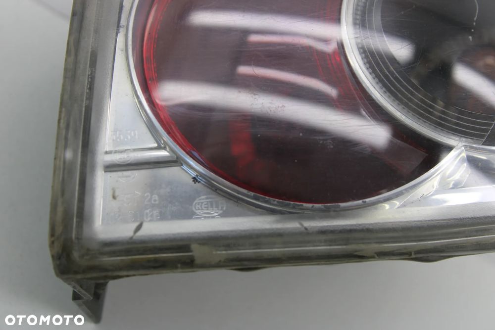 Mazda 2 Lama Prawa Tył w Błotnik - 2