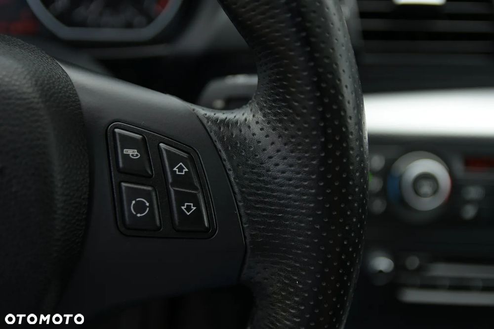 BMW Seria 1 - 29