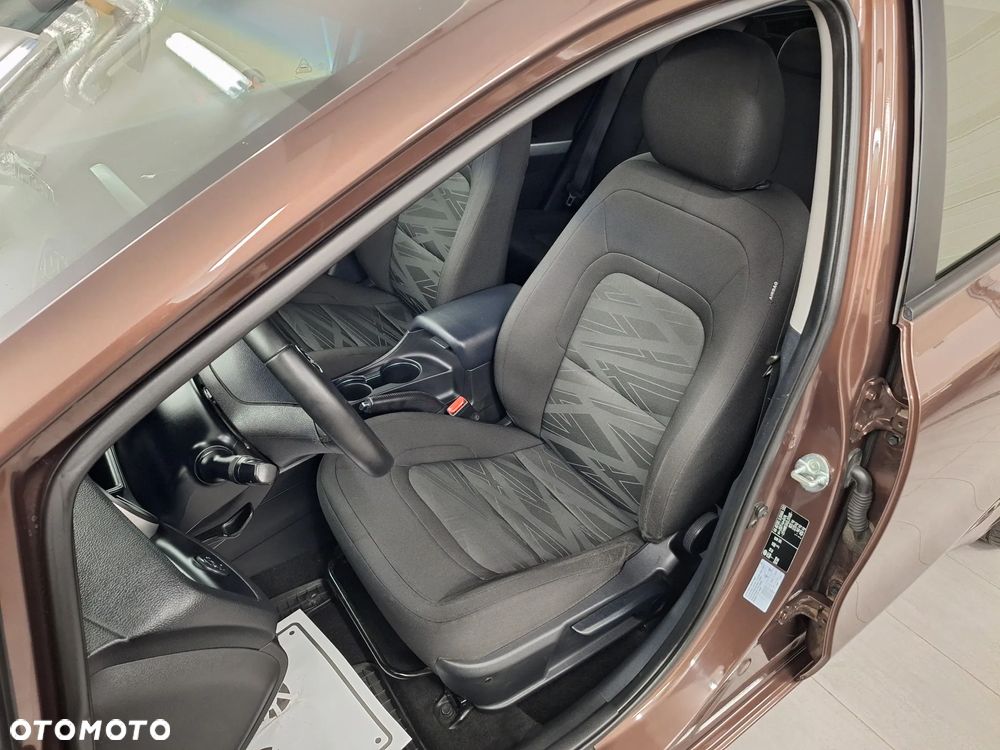 Kia Ceed 1.6 GDI Fifa World Cup Edition - 20