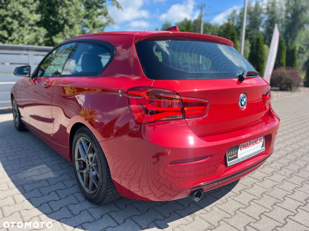BMW Seria 1 118i Edition M Sport Shadow - 11